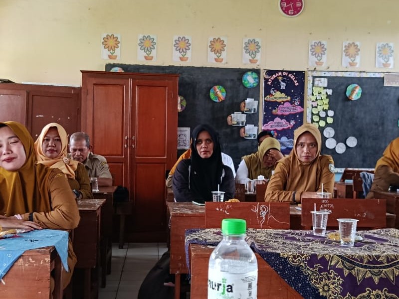 KELOMPOK KERJA GURU (KKG)