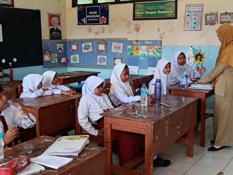 PEMBERIAN OBAT CACING